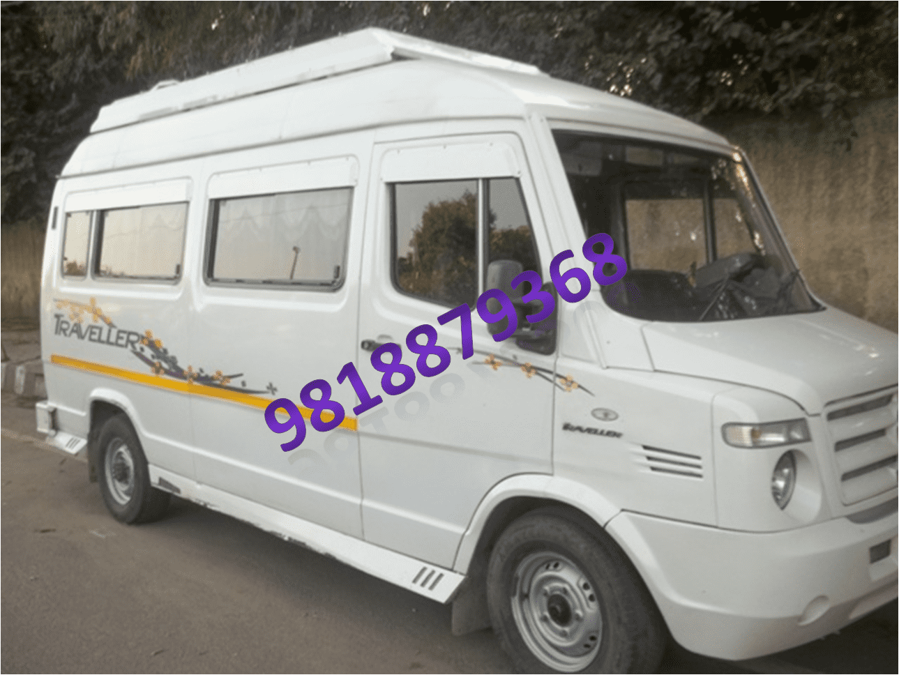 force tempo traveller 12 seater mileage